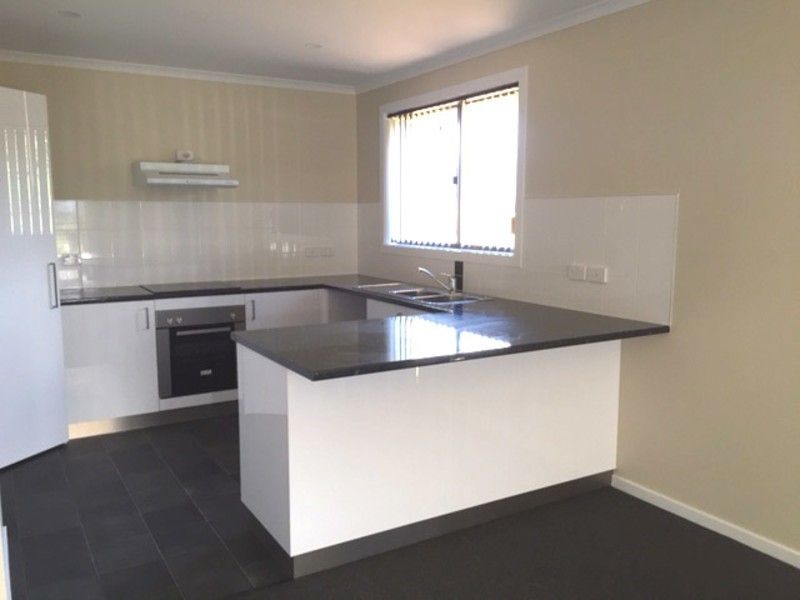 1/5 Nino Crt, Old Beach TAS 7017