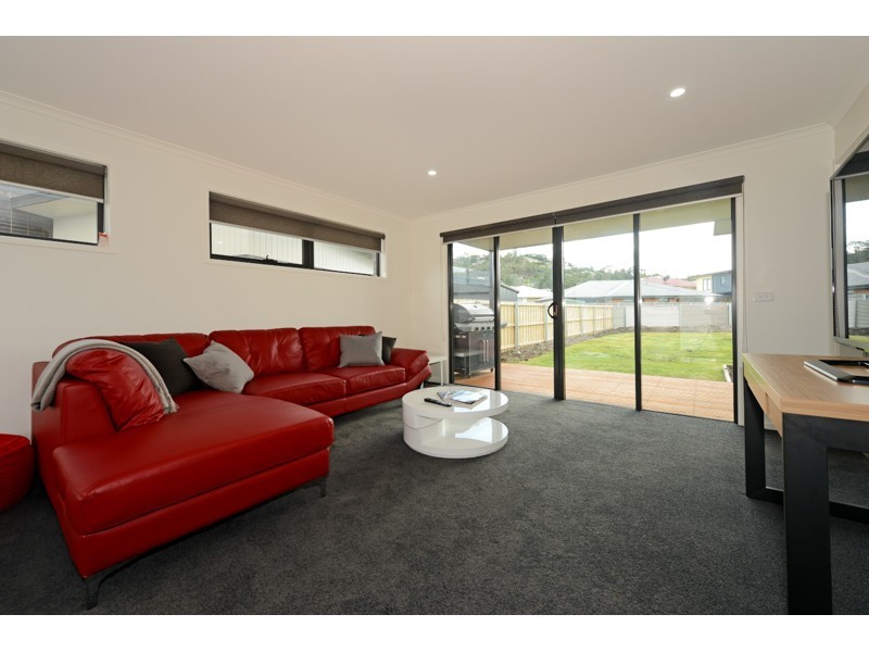 11 Duval Drive, Old Beach TAS 7017