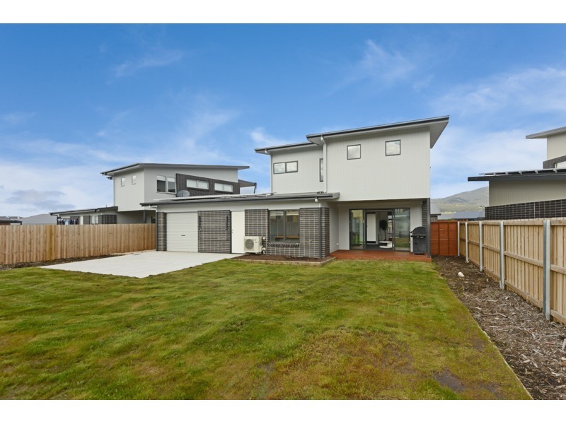 11 Duval Drive, Old Beach TAS 7017