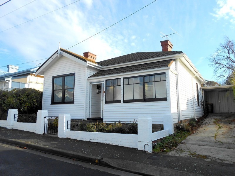4 Randall Street, Sandy Bay TAS 7005