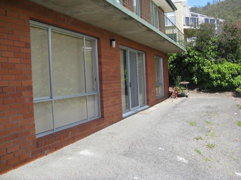 2/6 Dalkeith Court, Sandy Bay TAS 7005