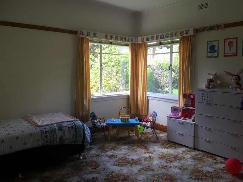 22 Waverley Avenue, Mount Stuart TAS 7000