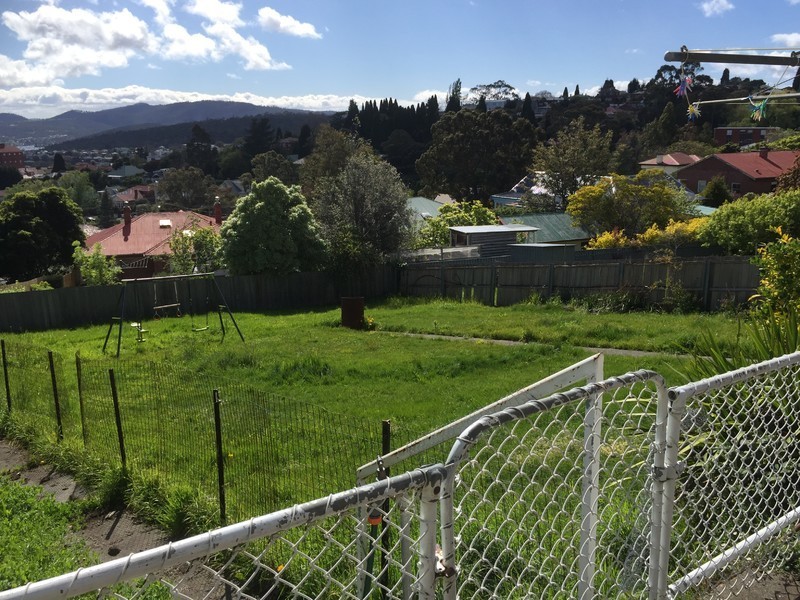 22 Waverley Avenue, Mount Stuart TAS 7000