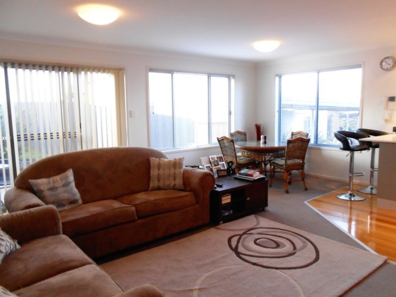 1/8 Kiama Place, Blackmans Bay TAS 7052