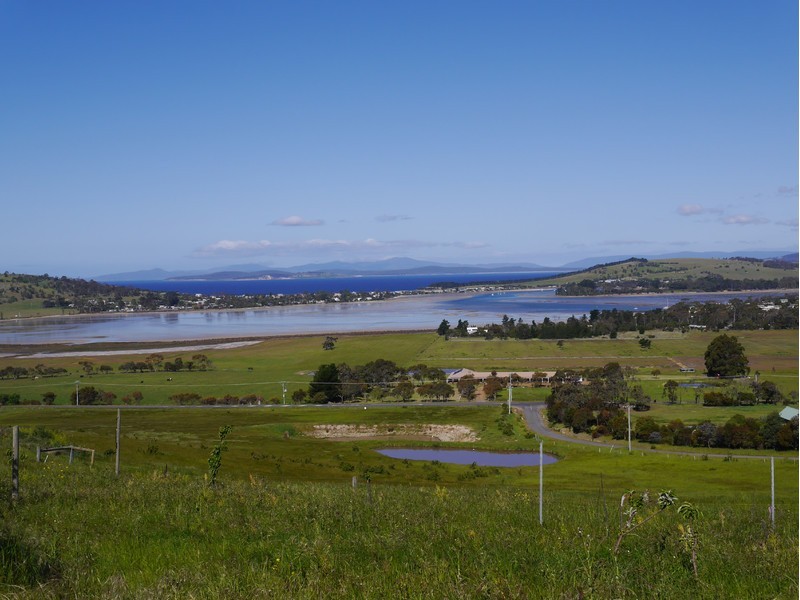 21 Delphis Drive, Sandford TAS 7020