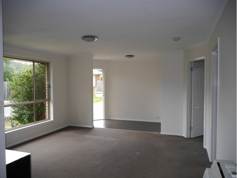 30 Manor Gardens, Kingston TAS 7050