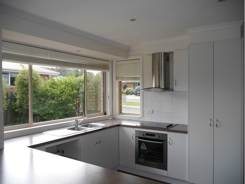 30 Manor Gardens, Kingston TAS 7050