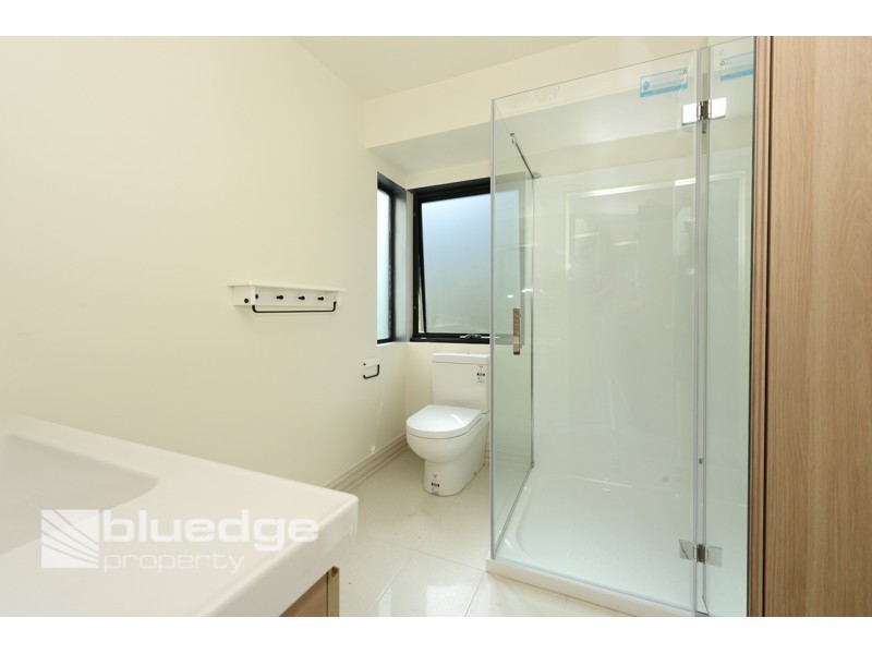 6 Thelma Drive, West Hobart TAS 7000
