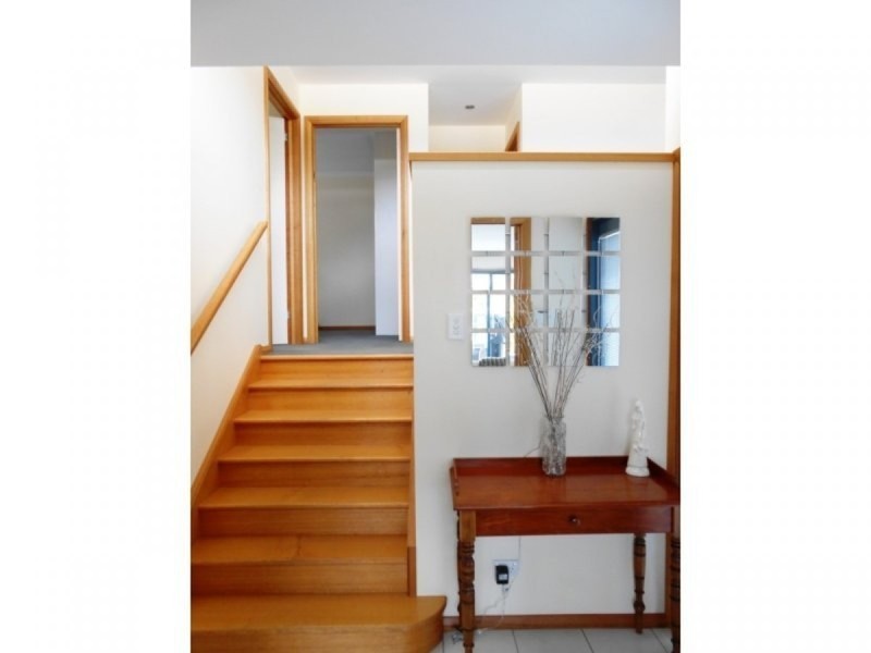 2/14 Dalkeith Court, Sandy Bay TAS 7005