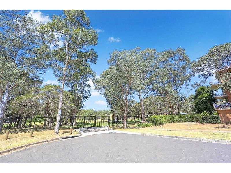 4 Alexandra Avenue, Westmead NSW 2145