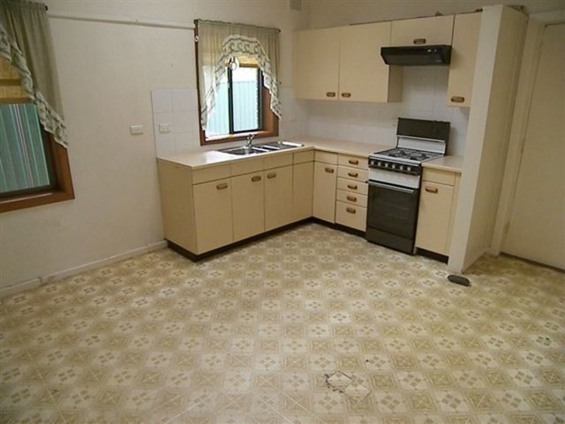 16 New Zealand Street, Parramatta NSW 2150