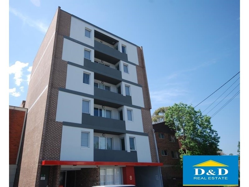6/8 Una Street, Harris Park NSW 2150
