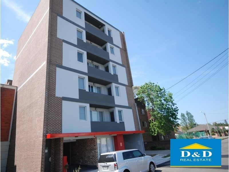 6/8 Una Street, Harris Park NSW 2150