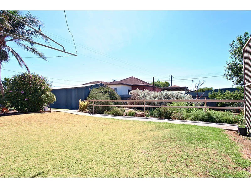 64 Eastern Parade, Ottoway SA 5013