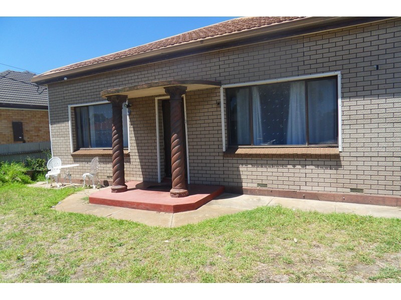 114 May Terrace, Ottoway SA 5013