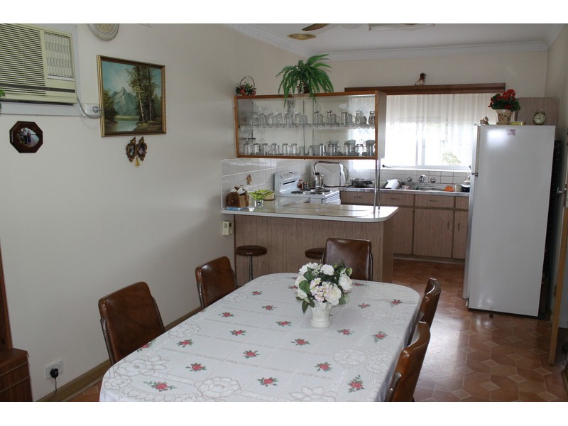 118 May Terrace, Ottoway SA 5013