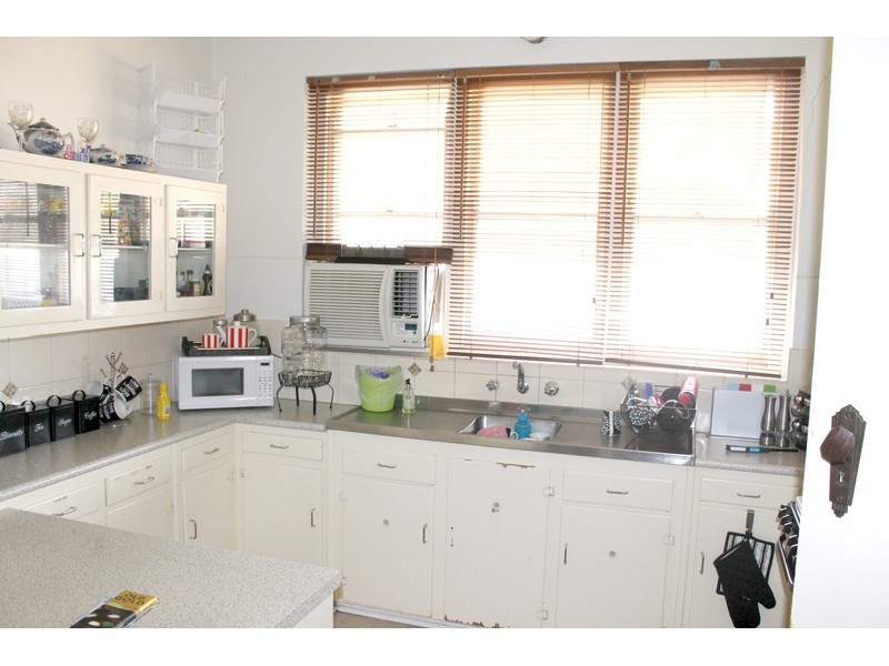 6 Torrens Crescent, Pennington SA 5013