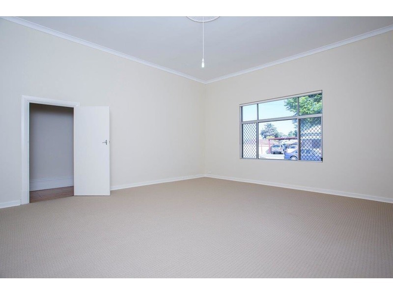 106 Russell Street, Rosewater SA 5013