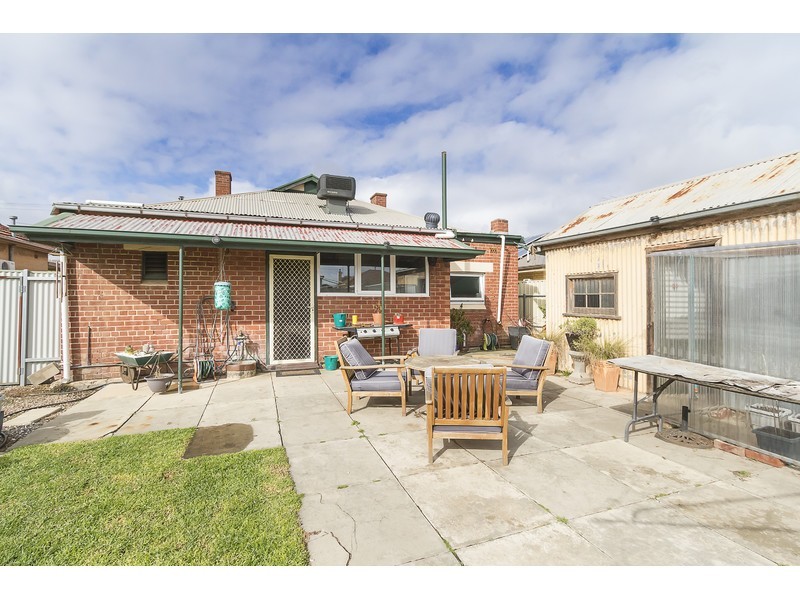 5 ALLENBY Road, Ottoway SA 5013