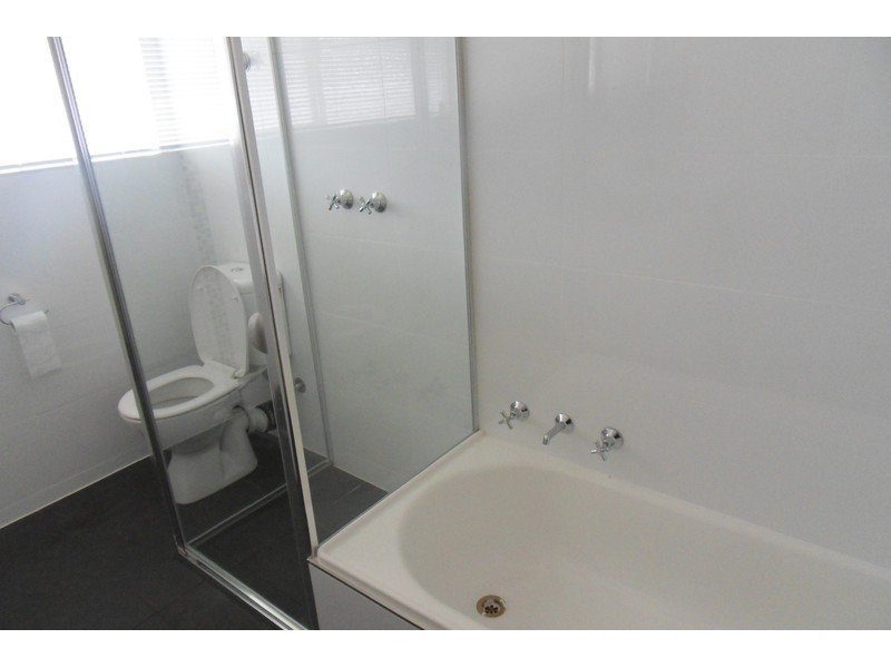 2/103 May Terrace, Ottoway SA 5013