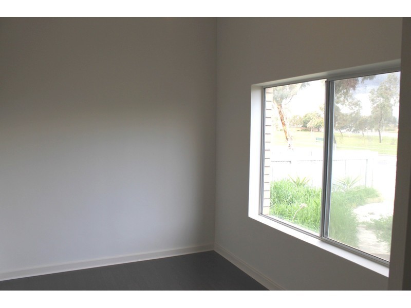 5 Rosewater Terrace, Ottoway SA 5013