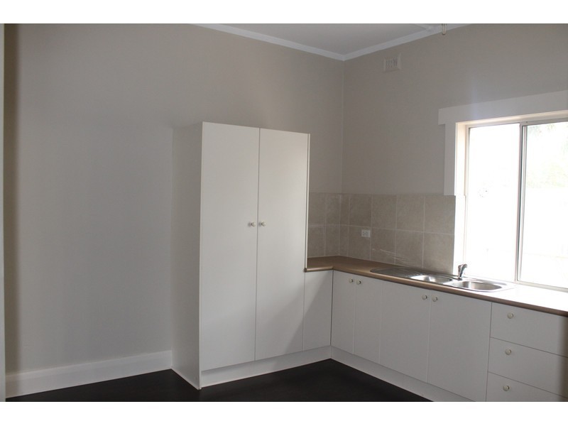 5 Rosewater Terrace, Ottoway SA 5013