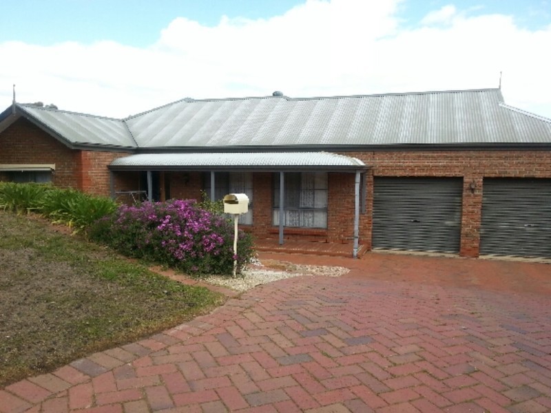 12 Grasslands Court, Wynn Vale SA 5127