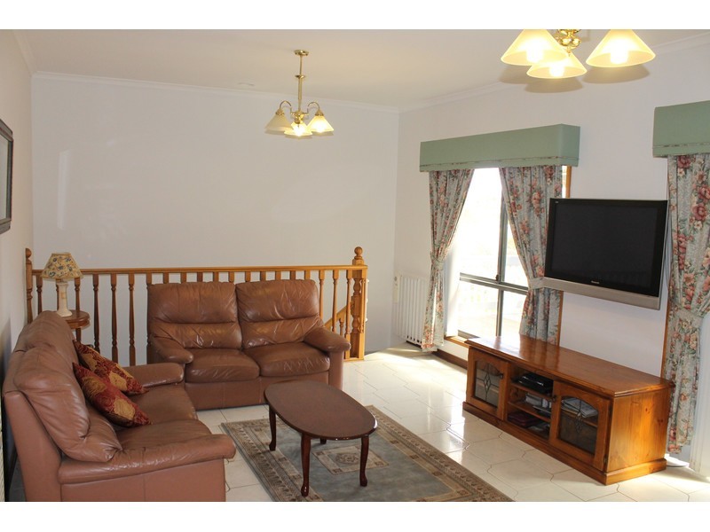 12 Grasslands Court, Wynn Vale SA 5127