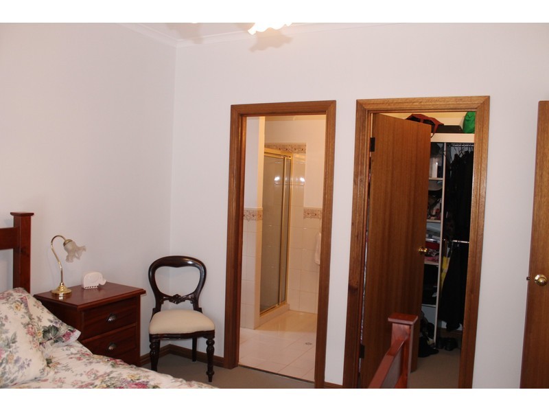 12 Grasslands Court, Wynn Vale SA 5127