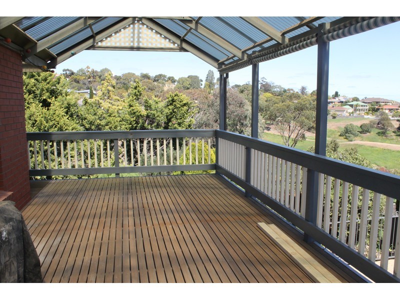 12 Grasslands Court, Wynn Vale SA 5127