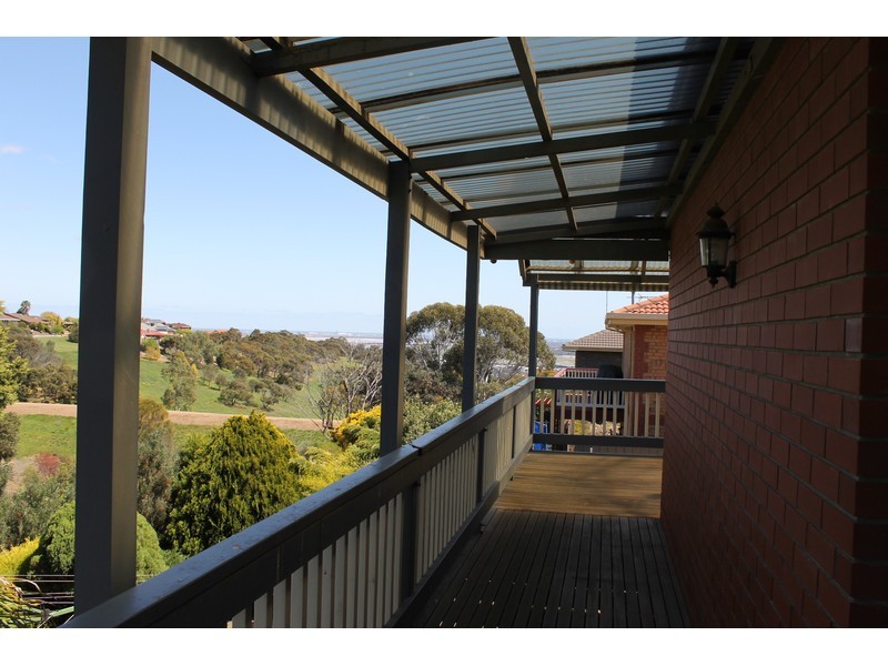 12 Grasslands Court, Wynn Vale SA 5127