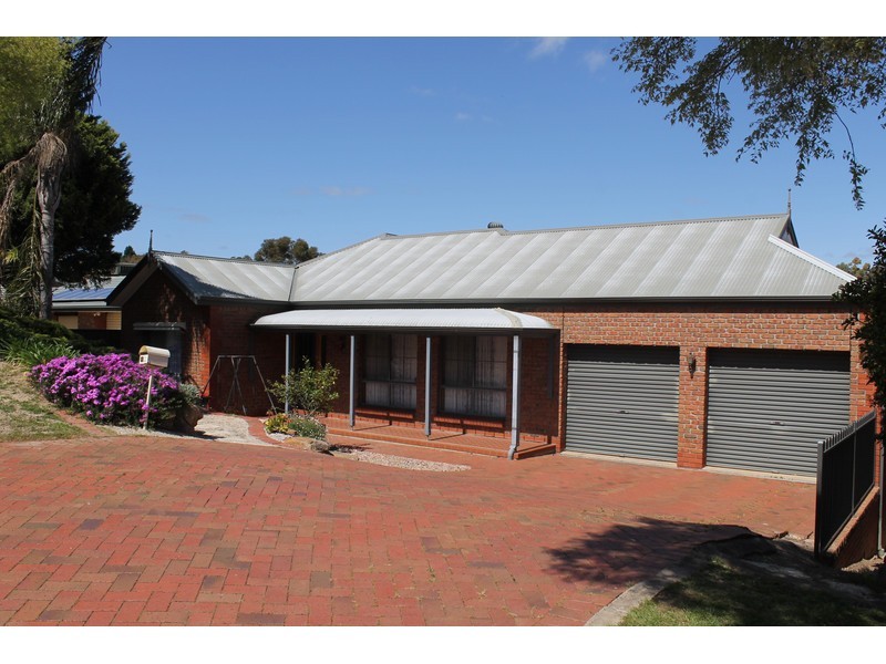 12 Grasslands Court, Wynn Vale SA 5127