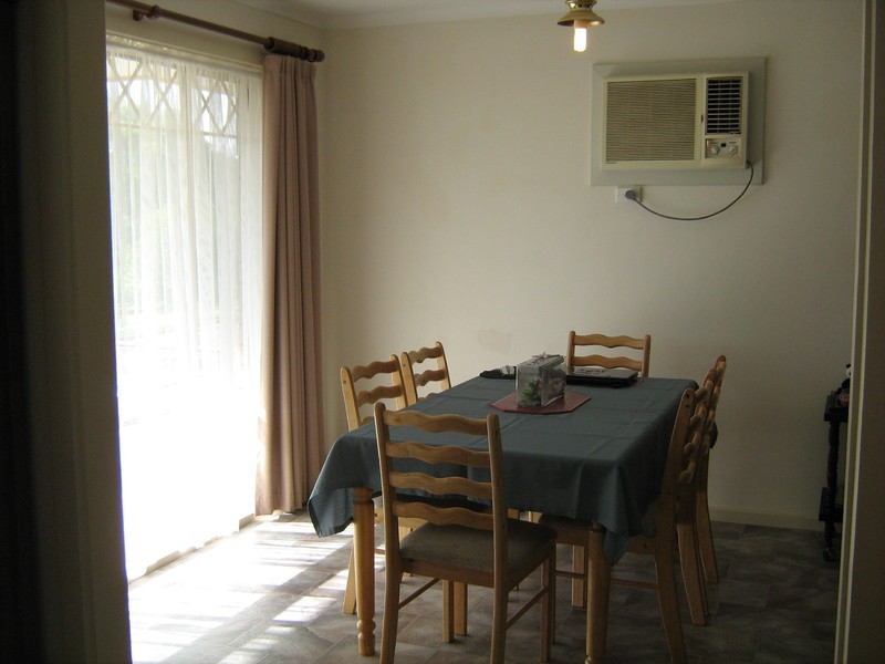 1 Barina Ave, Para Vista SA 5093