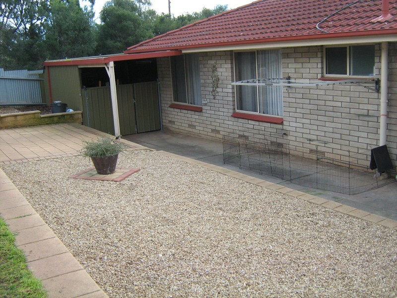 1 Barina Ave, Para Vista SA 5093