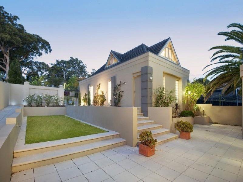 28 Albany Street, Point Frederick NSW 2250