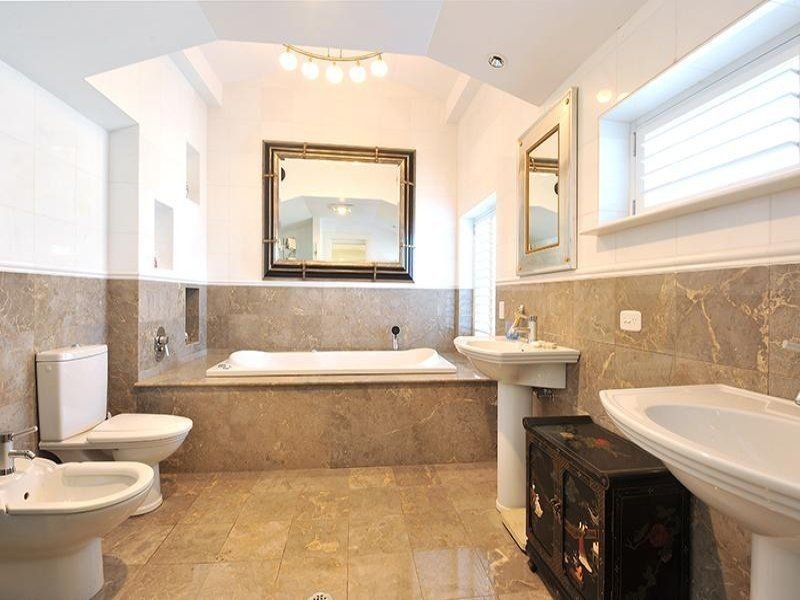 28 Albany Street, Point Frederick NSW 2250