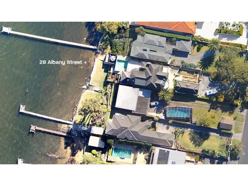 28 Albany Street, Point Frederick NSW 2250