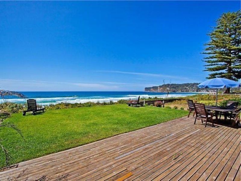 18 North Avoca Parade, North Avoca NSW 2260
