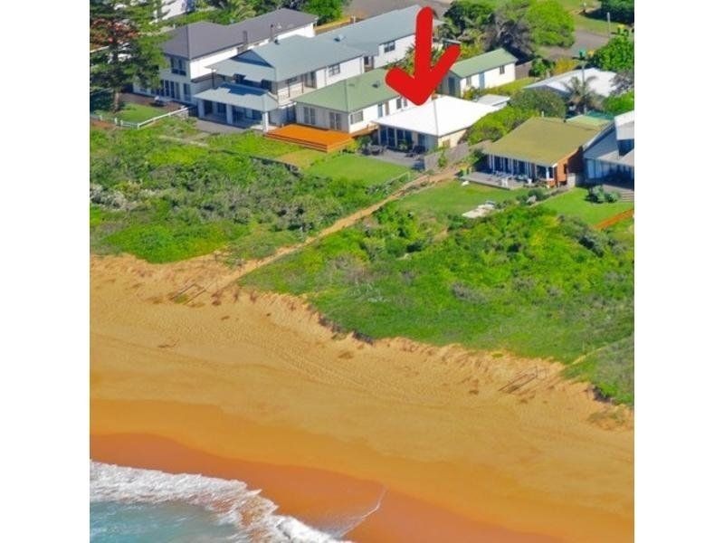 18 North Avoca Parade, North Avoca NSW 2260