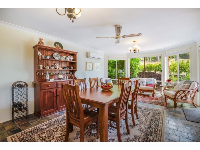 72 Cambourn Drive, Lisarow NSW 2250