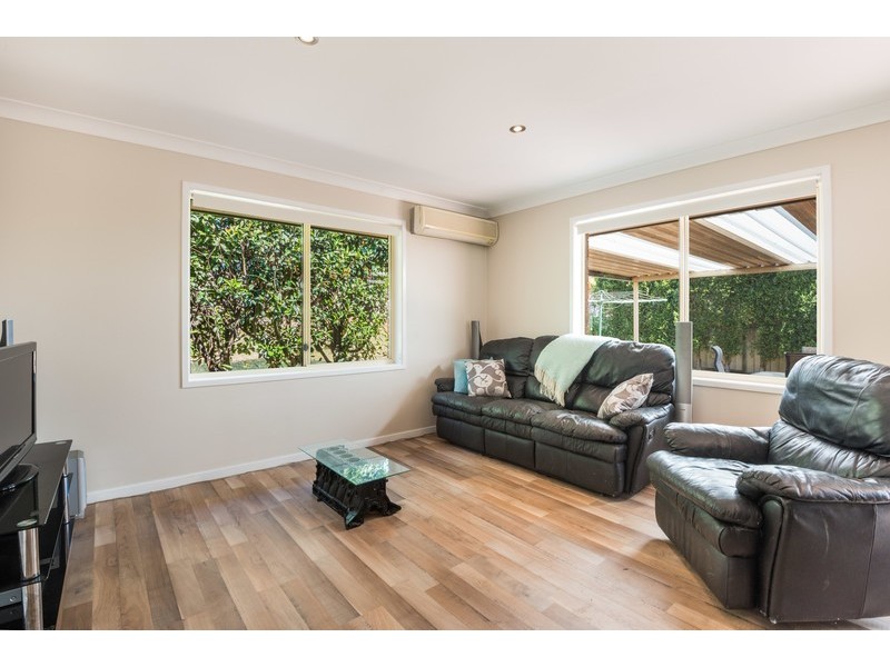 15 Rosella Circuit, Blue Haven NSW 2262