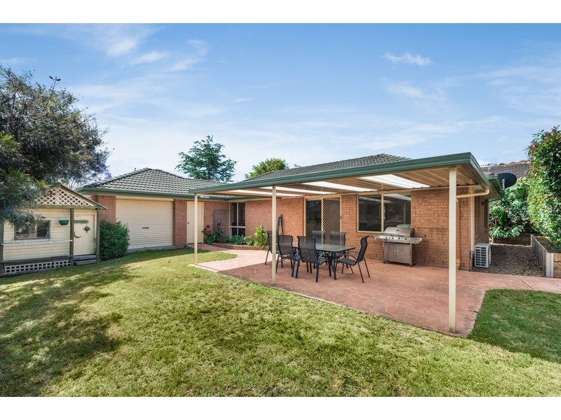 15 Rosella Circuit, Blue Haven NSW 2262