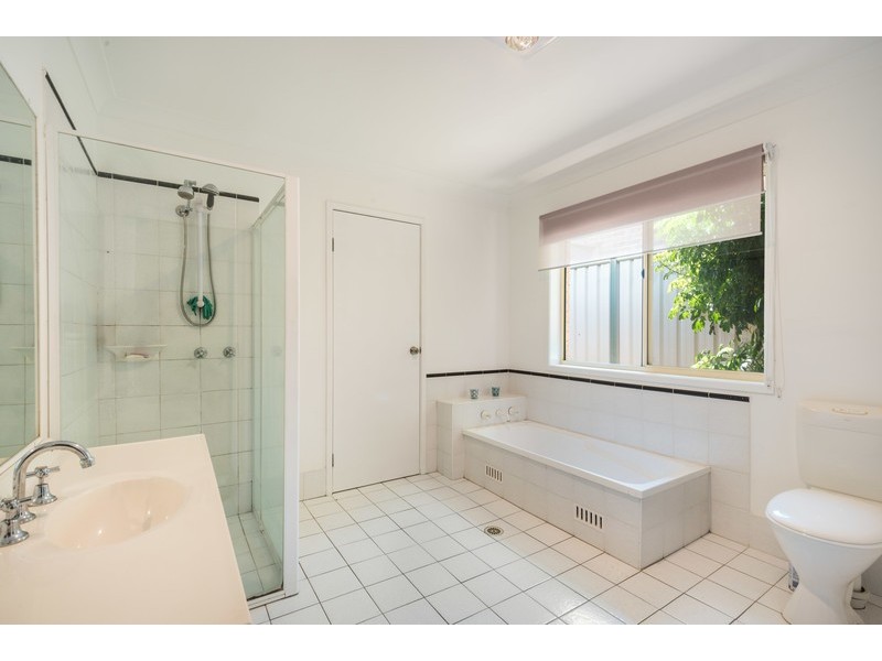 15 Rosella Circuit, Blue Haven NSW 2262