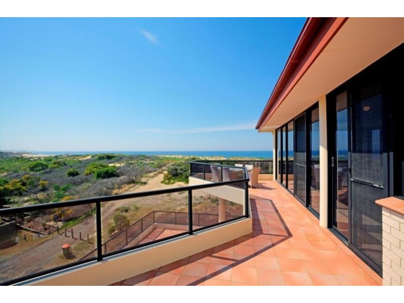 61 Bondi Road, The Entrance North NSW 2261