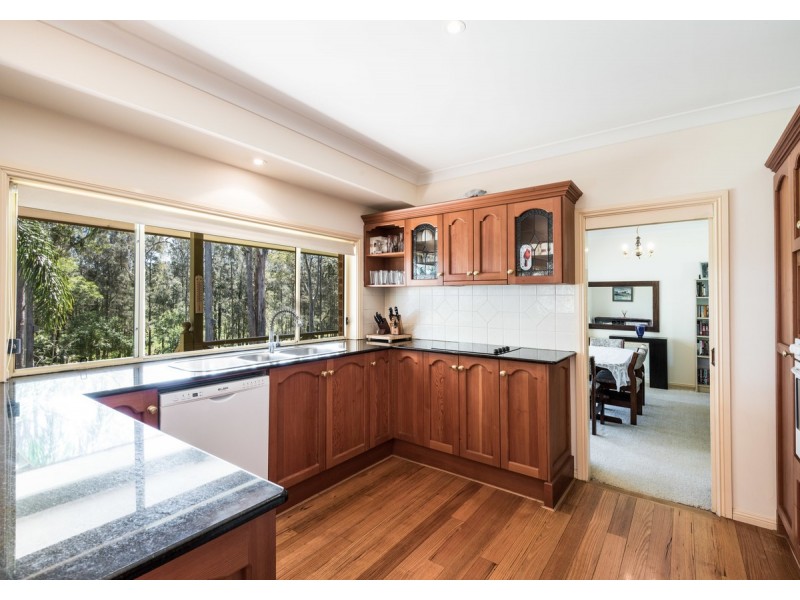 211 Wells Street, Springfield NSW 2250