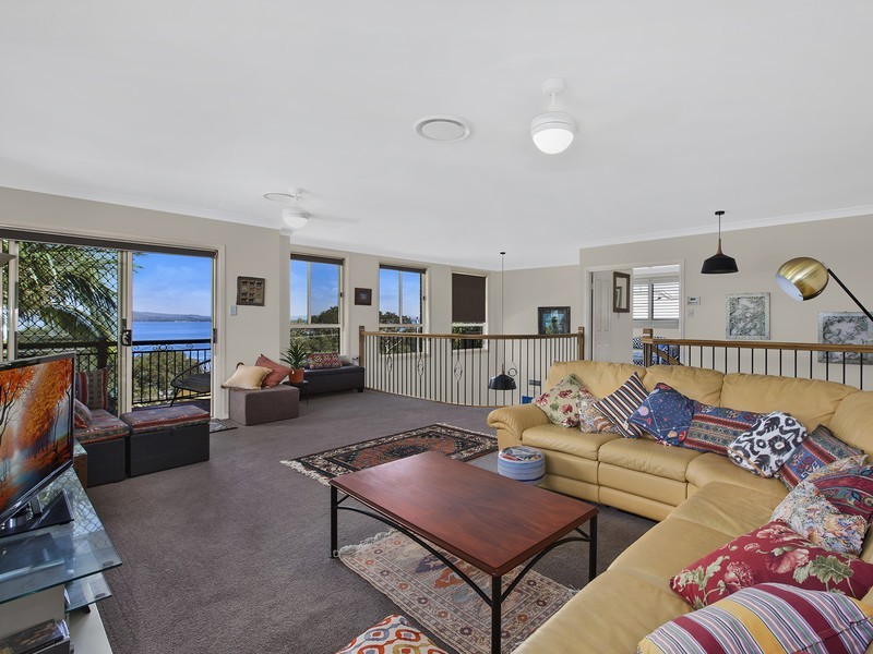 13 Gordon Road, Long Jetty NSW 2261