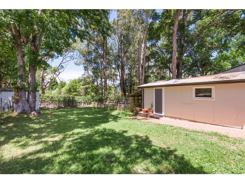6 Lynnette Crescent, East Gosford NSW 2250