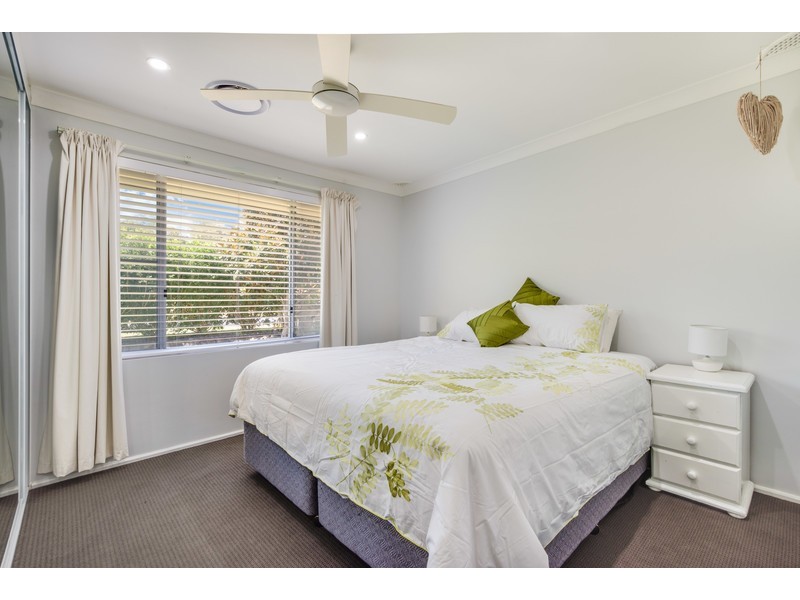 8 Karina Drive, Narara NSW 2250