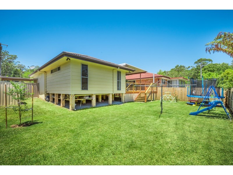 8 Karina Drive, Narara NSW 2250