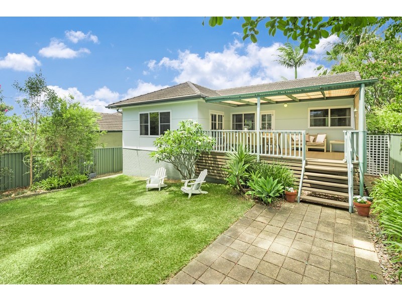 4 Dolly Avenue, Springfield NSW 2250